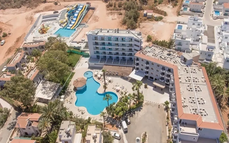 Narcissos Waterpark Resort