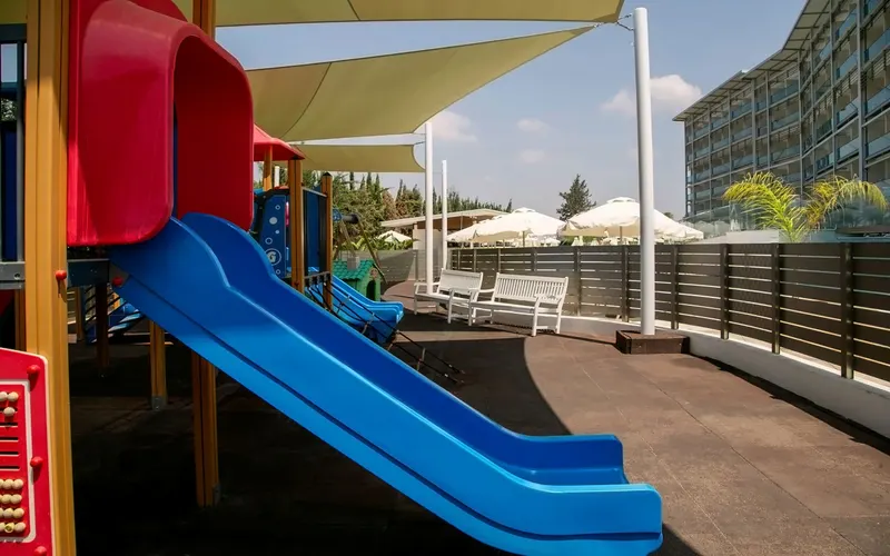 Asterias Beach Hotel