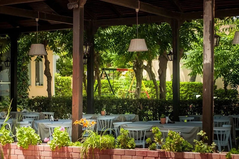 Mimoza Beach Hotel