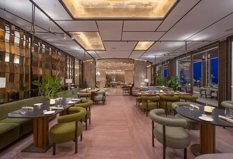 Four Seasons Hotel