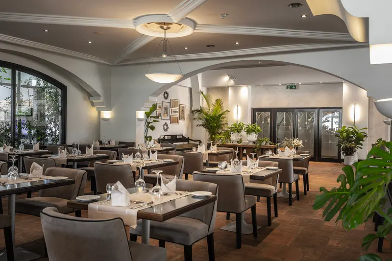 Napa Plaza Hotel (Adults Only 16+)