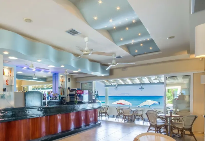 Rossis Hotel