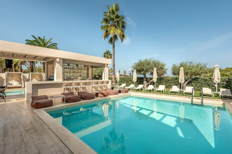Airis Boutique & Suites (Adults Only 16+)