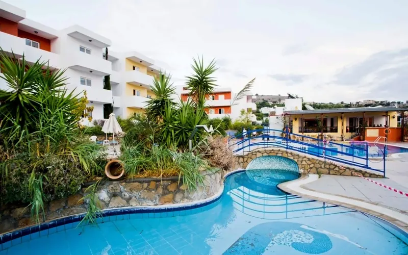 Stella Aparthotel