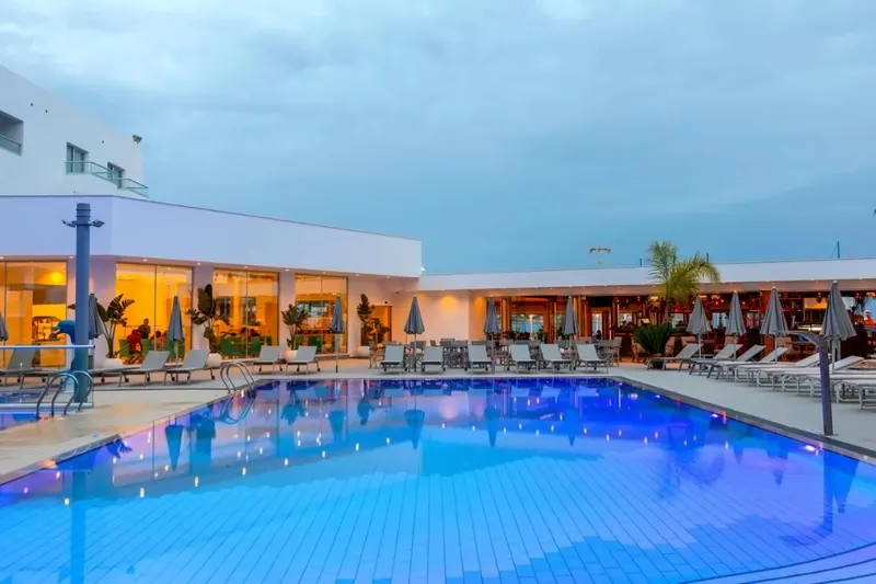 Limanaki Beach Hotel
