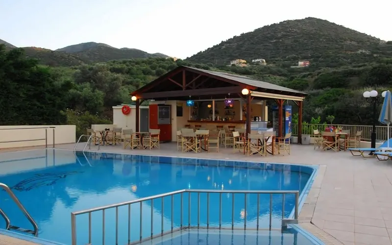 Elpis Apartments
