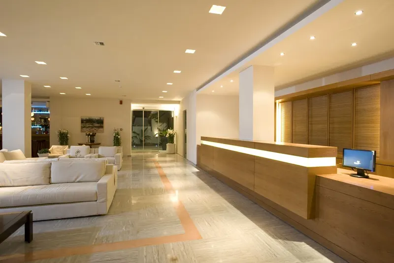 Maritimo Beach Hotel