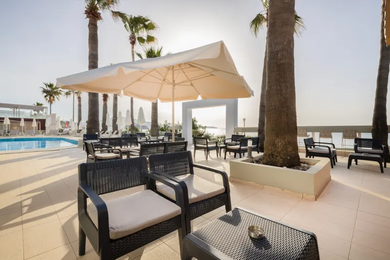 Cameo Beach Resort