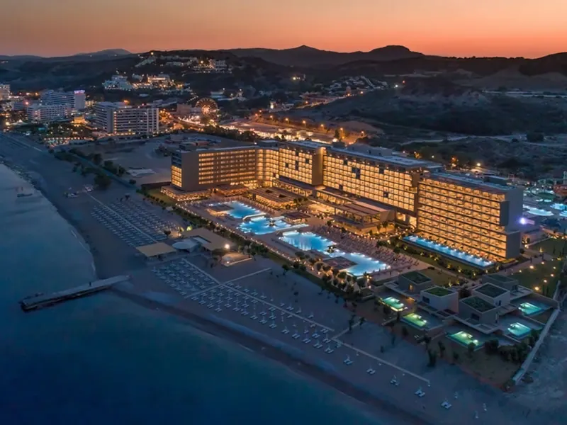 Amada Colossos Resort