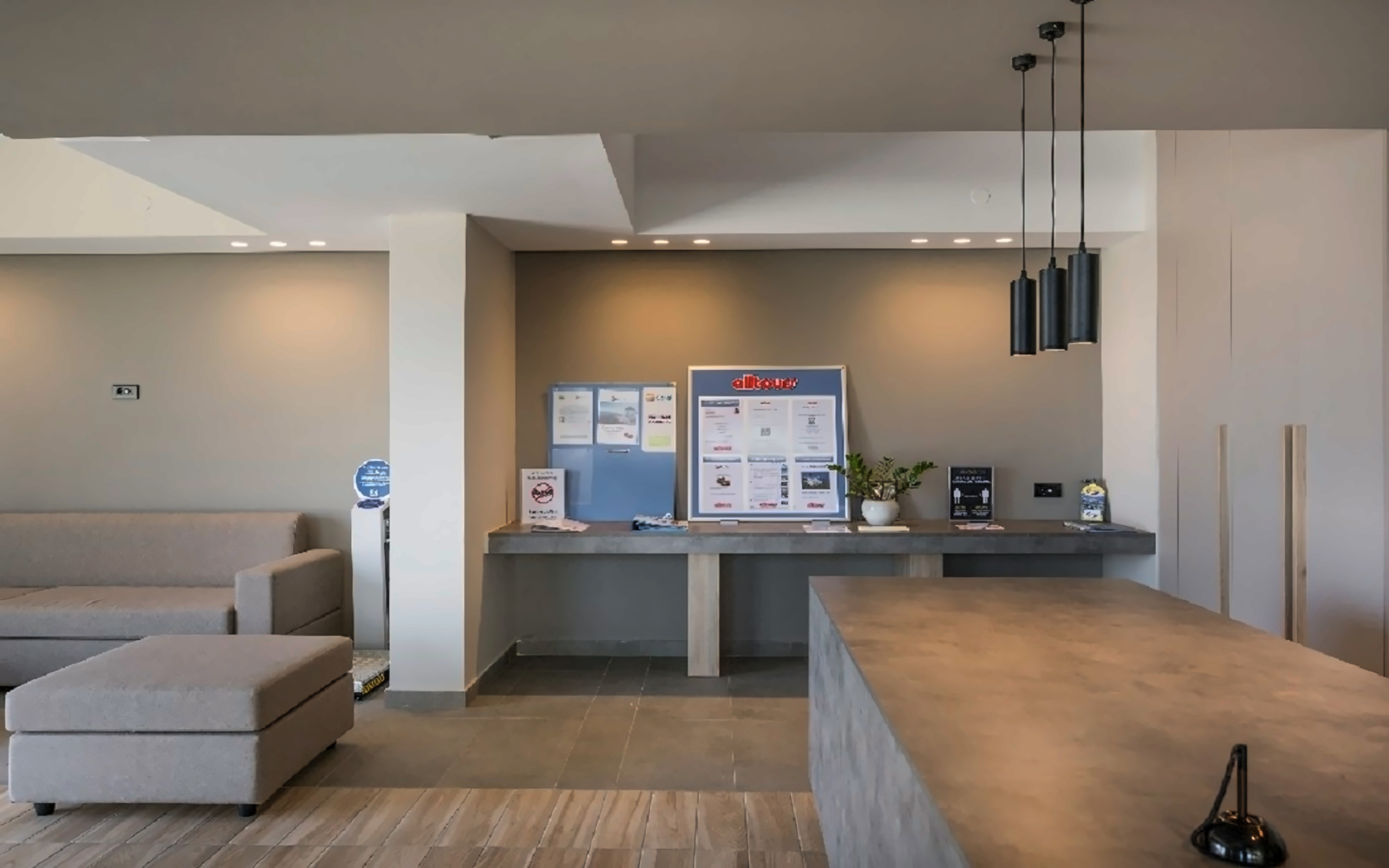 Mare Blue Suites (Adults Only 16+)