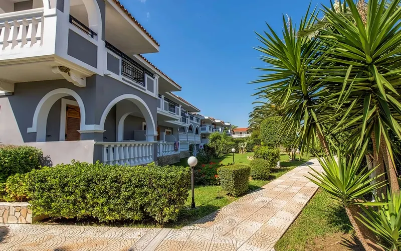 Golden Sun Hotel