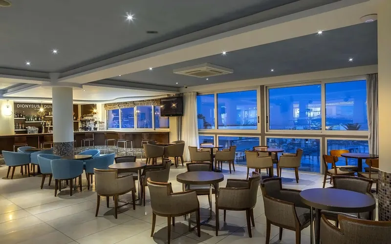 Tofinis Hotel