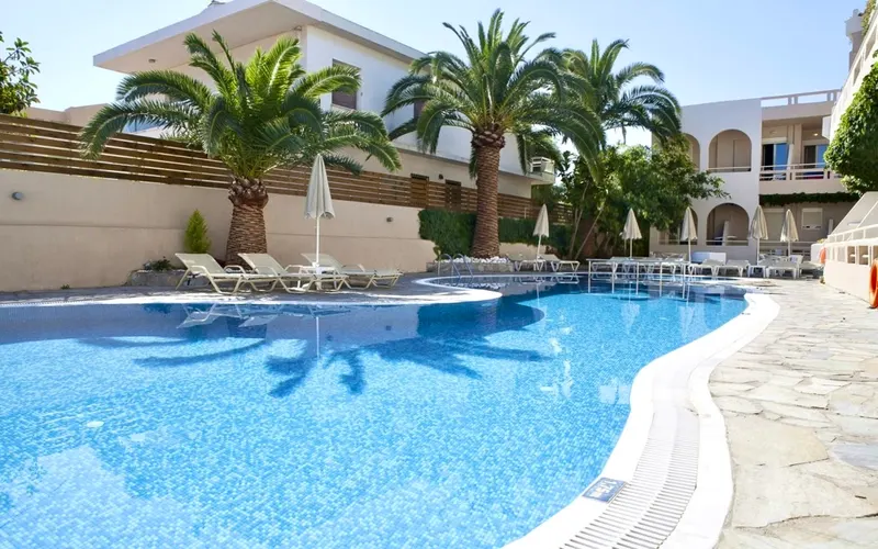 Axos Hotel