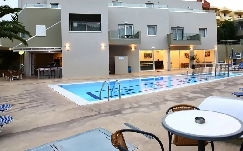Blue Horizon Apartments