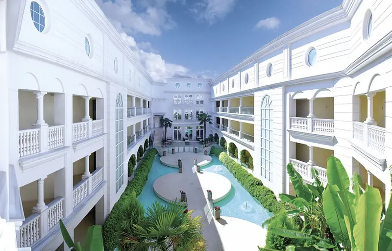 Apolamare Hotel