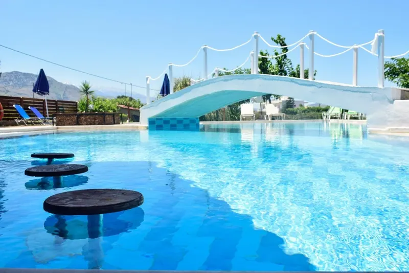 Dias Apartments