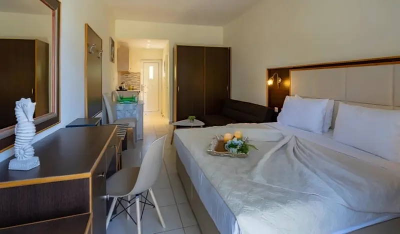 George Beach Studios & Villas