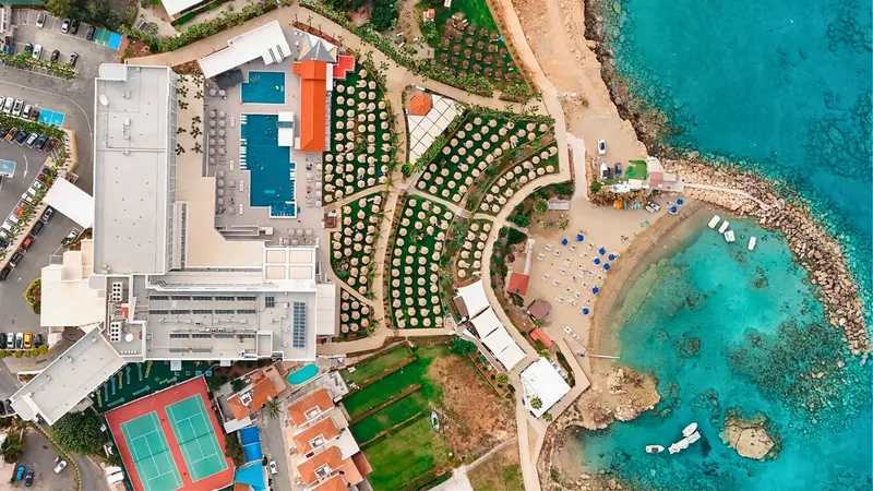 Cavo Maris Beach Hotel