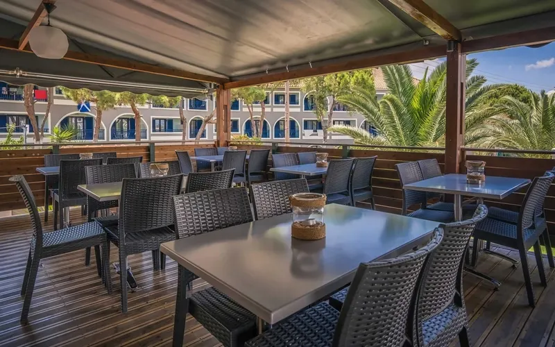 Golden Sun Hotel