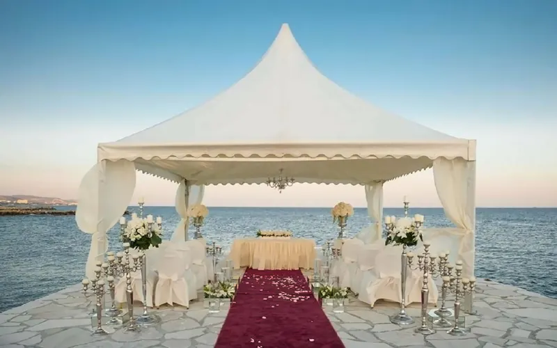 Four Seasons Hotel