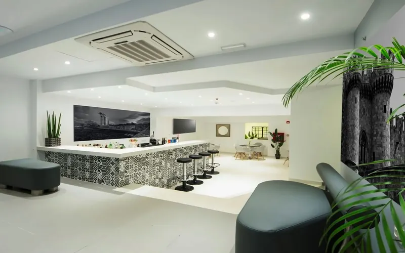 Elite Hotel