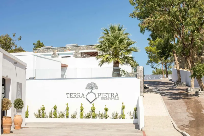 Terra Pietra Luxury Villas and Suites
