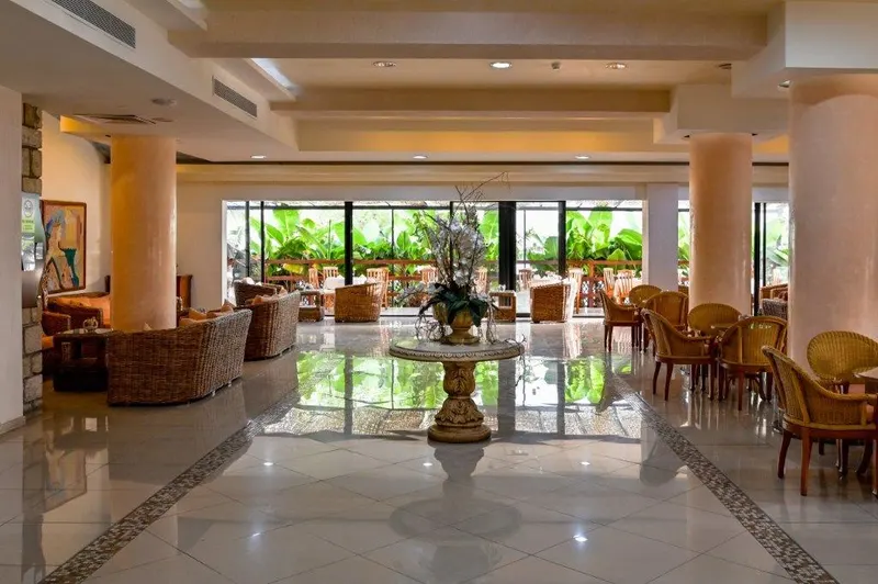 Veronica Hotel