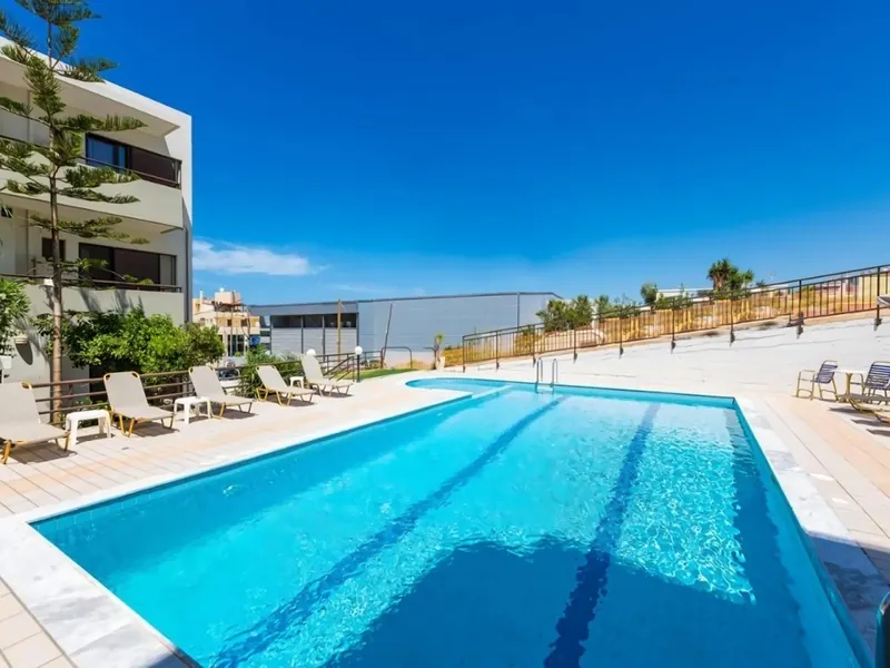 Eltina Hotel