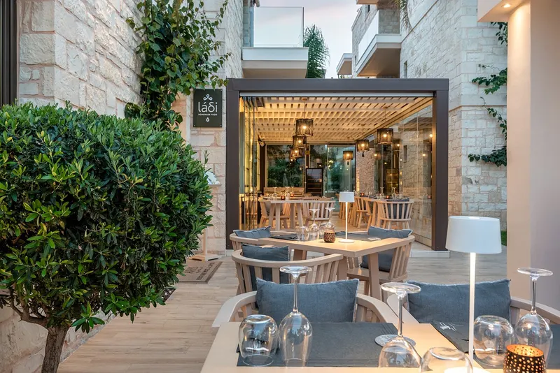 Airis Boutique & Suites (Adults Only 16+)