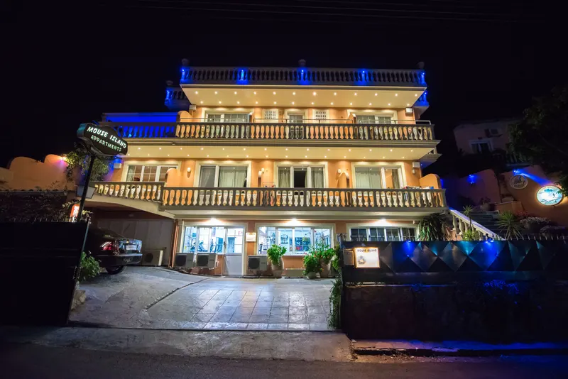 Pontikonisi Hotel