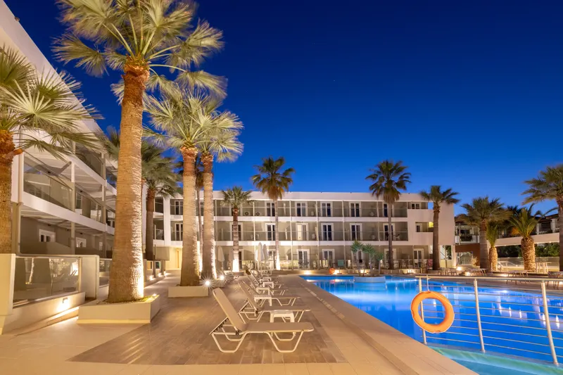 Cameo Beach Resort