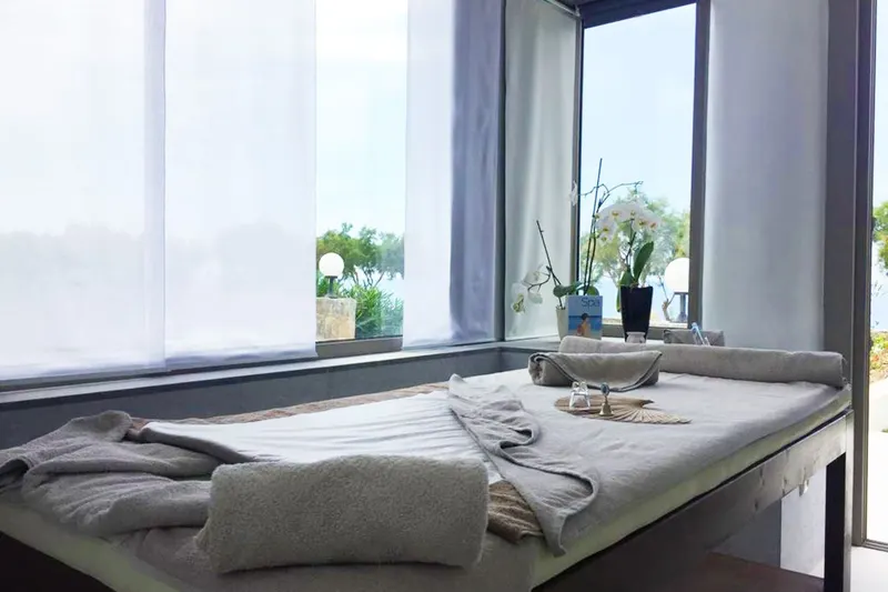 Maritimo Beach Hotel