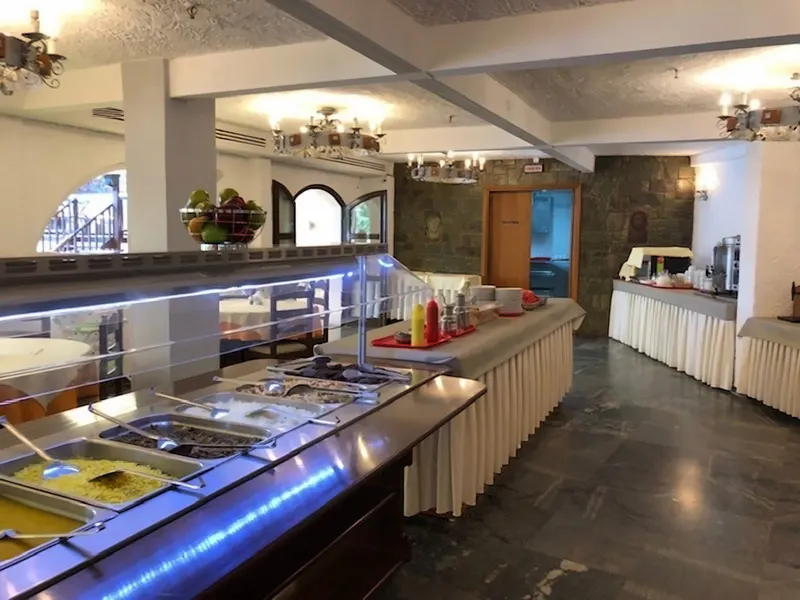 Karteros Hotel
