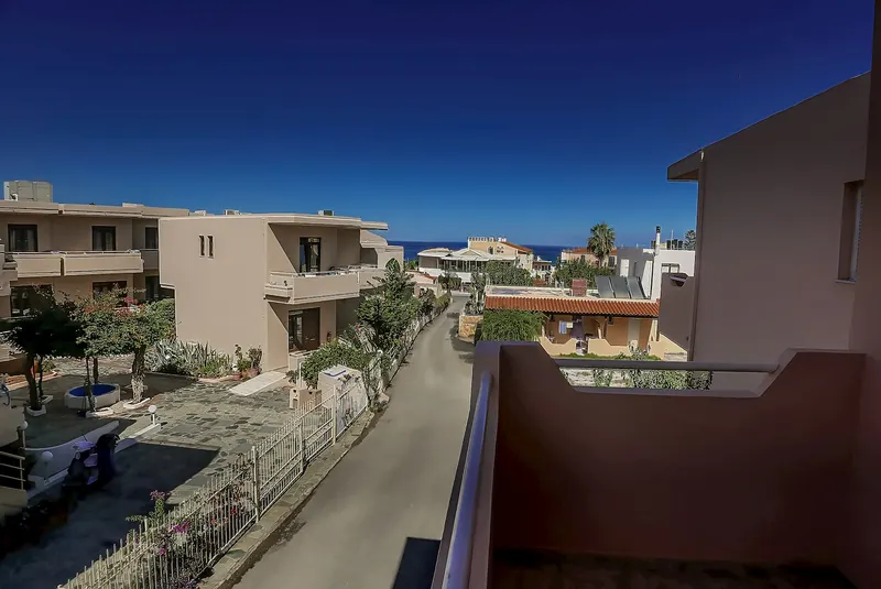 Alexandros Apartments
