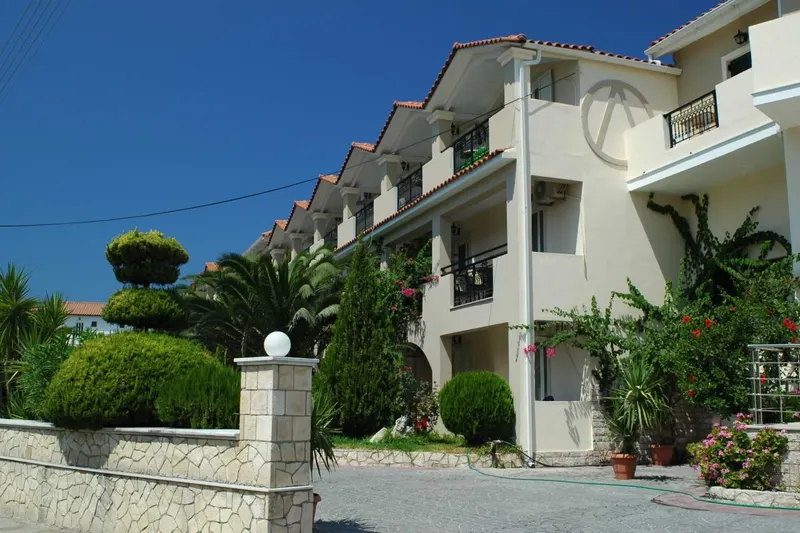 Letsos Hotel and Luxury Suites