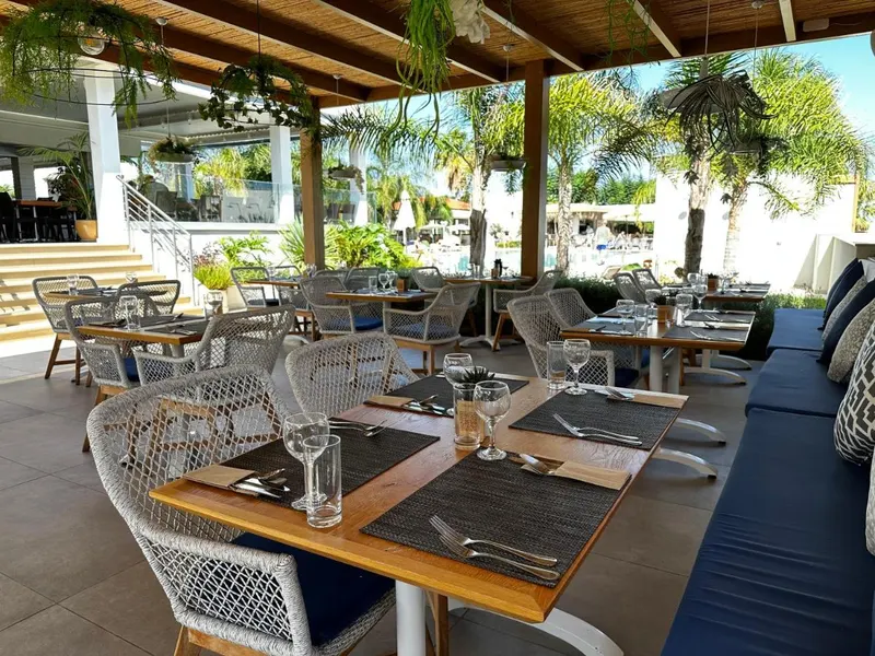 COOEE Kyknos Beach Hotel & Bungalows