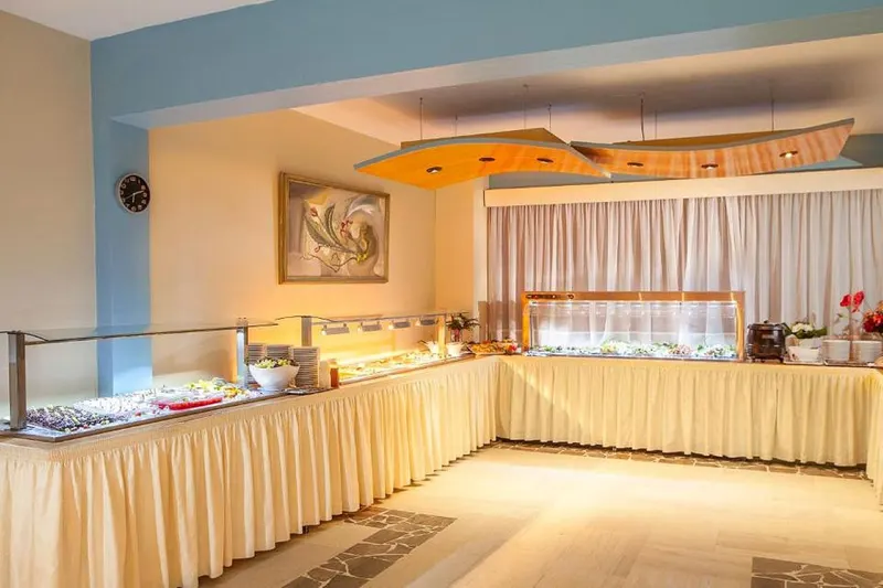 Penelope Beach Hotel