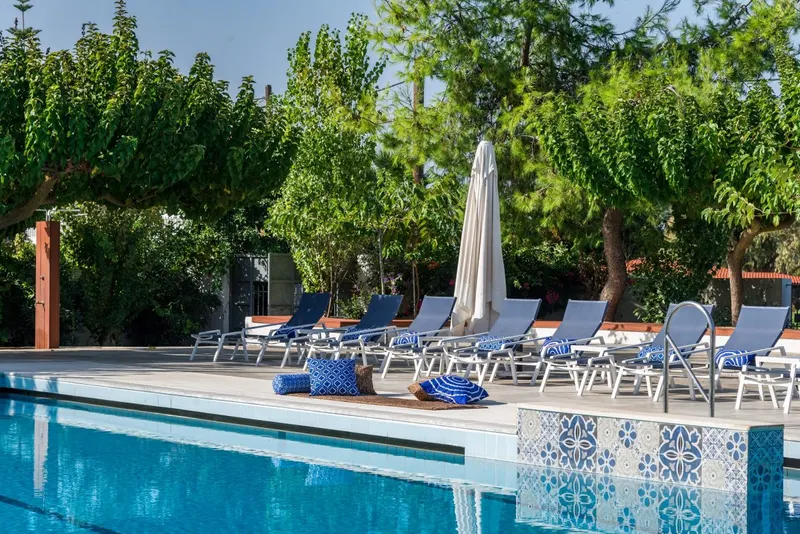 Sirocco Hotel