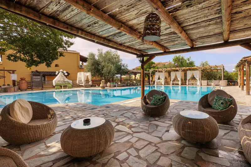 Spiti Nikos Apartments