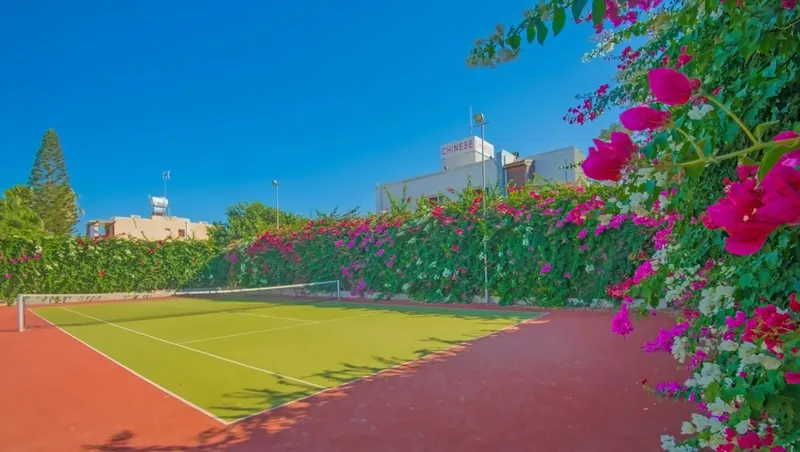 Marlita Beach Hotel Apartments