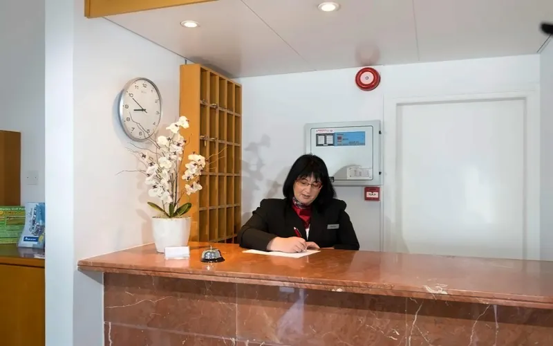 Sunny Hill Hotel