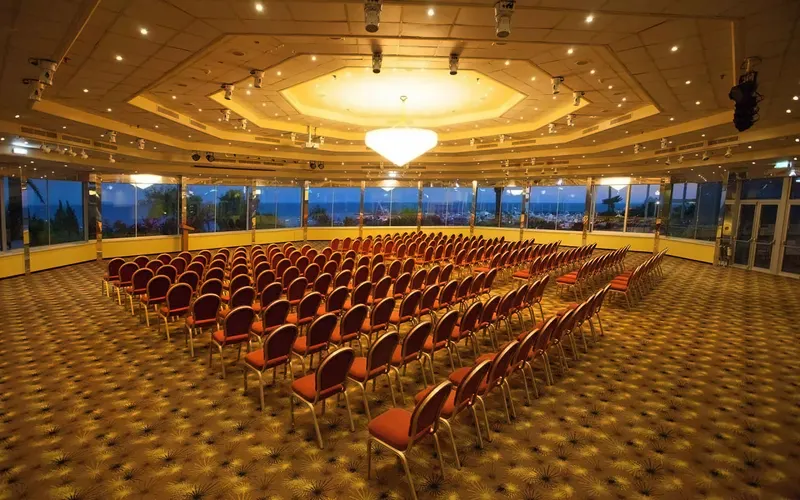 St. Raphael Hotel