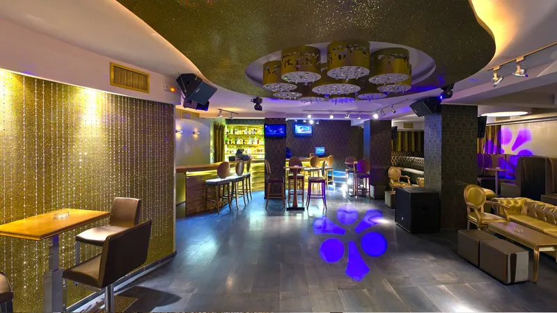 Apolamare Hotel