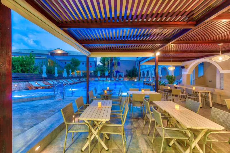 Natalie Hotel