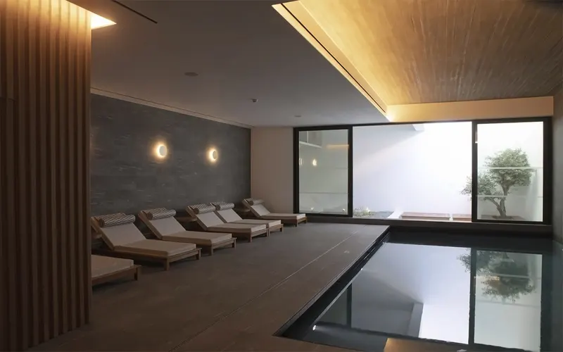 Anemi Hotel and Suites