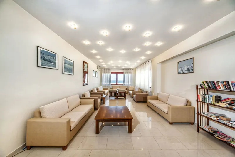 Niros Beach Front Apart Hotel