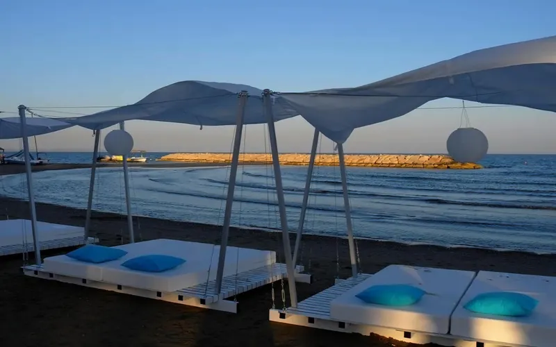 Sandy Beach Hotel