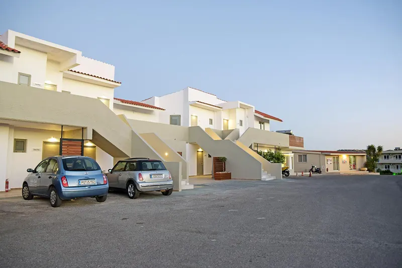 Hillside Studios and Apartments