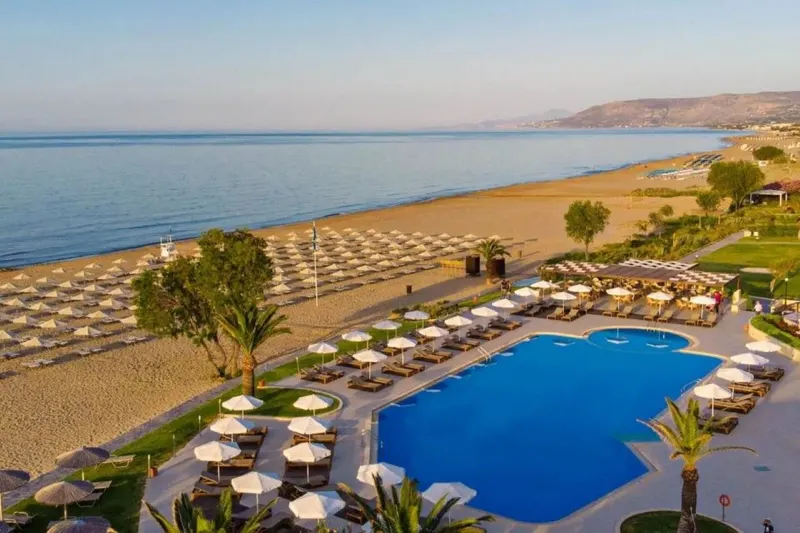 Pilot Beach Resort