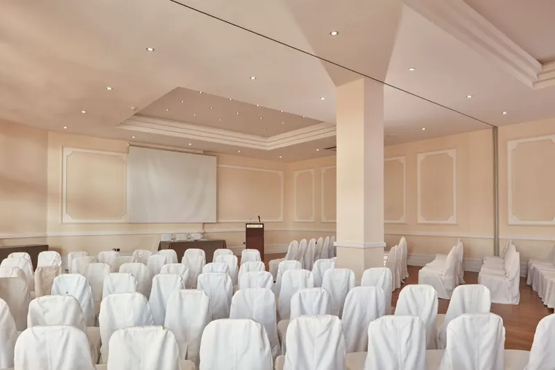 Grecian Park Hotel